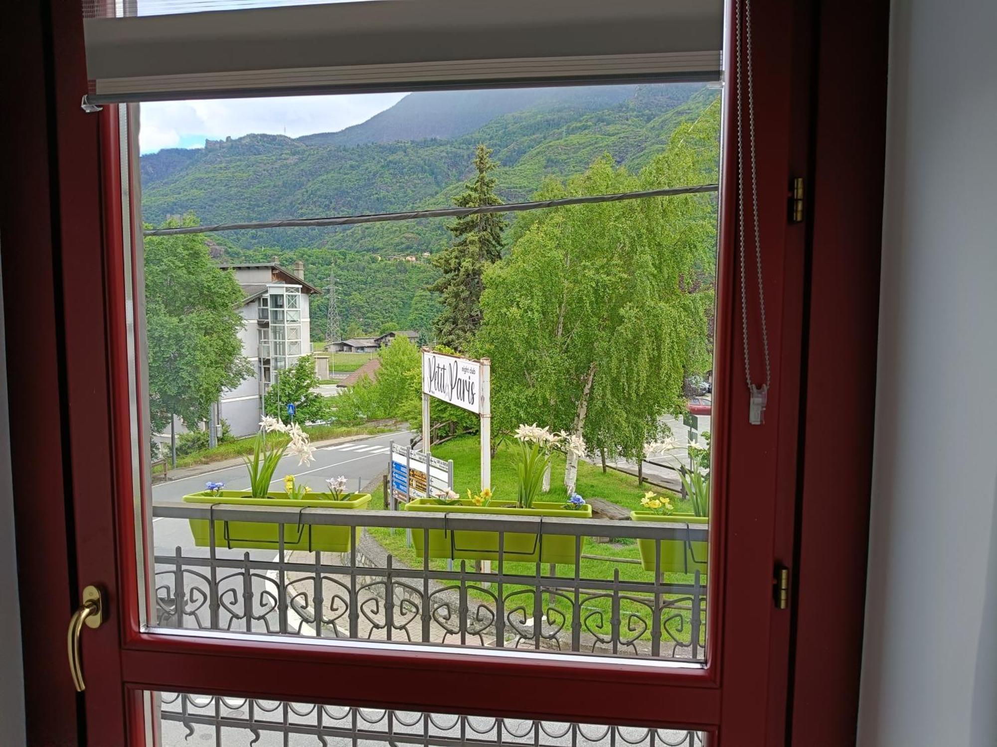 Liberty House Alps Lägenhet Châtillon Exteriör bild